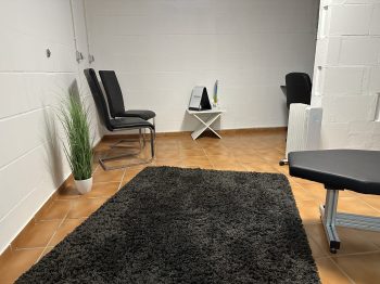 20230324_124052369_iOS